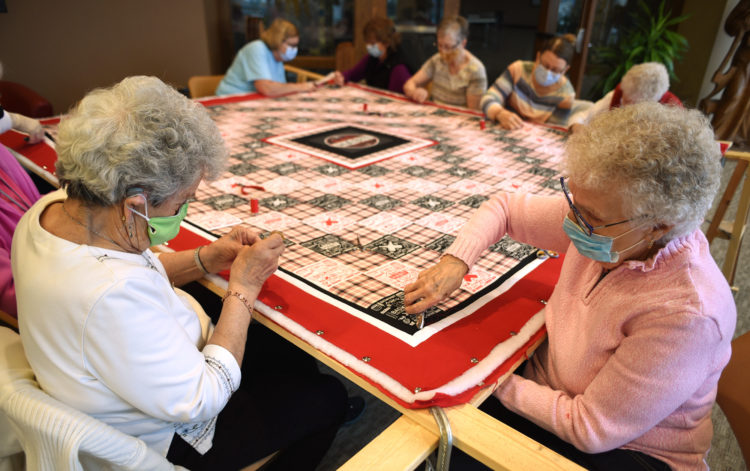Viewing sessions slated for quilts auction