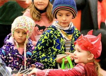 Monster Dash Trick-or-Treat is big fun for littles
