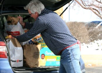 Pack the Porches collects food, funds